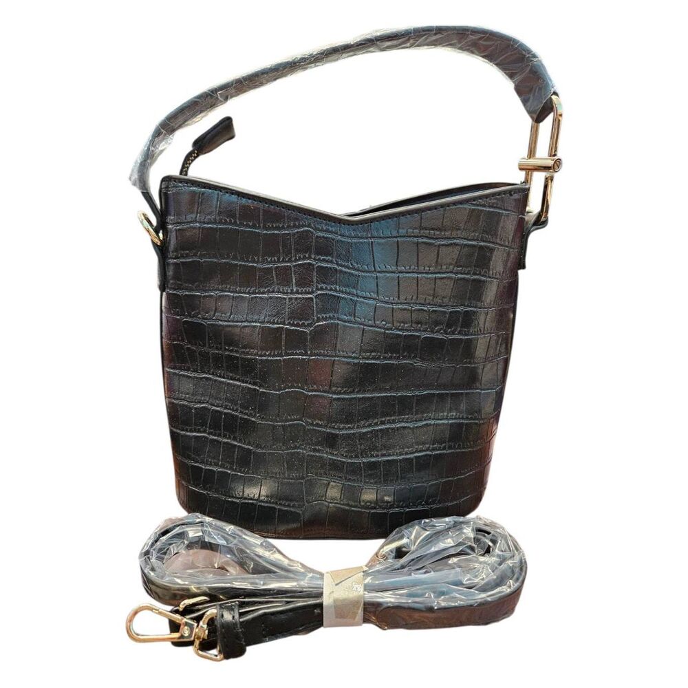 Alyssa Black Textured Bucket Bag Crossbody Purse NEW TAGS - Picture 4 of 9